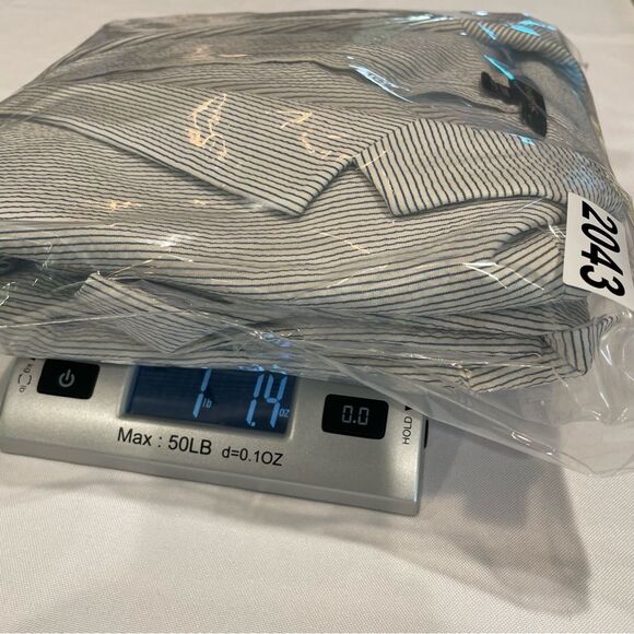 Banana Republic Women's Seersucker Blazer navy and white striped size 38S (M) - Picture 13 of 13